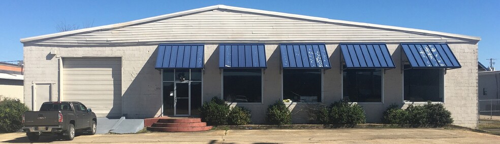 Primary Photo Of 972 S Green St, Tupelo Warehouse For Sale