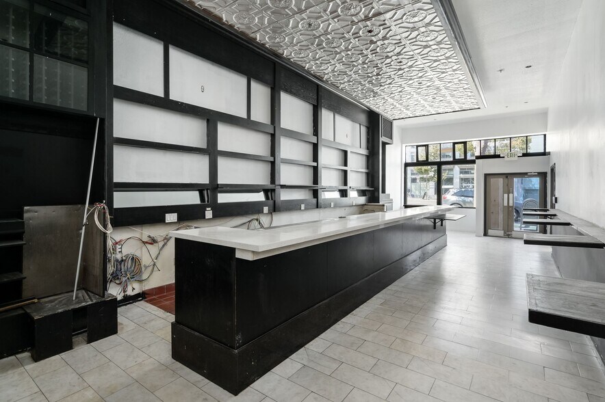 More Photos Of 1815-1819 Market St, San Francisco Storefront For Lease