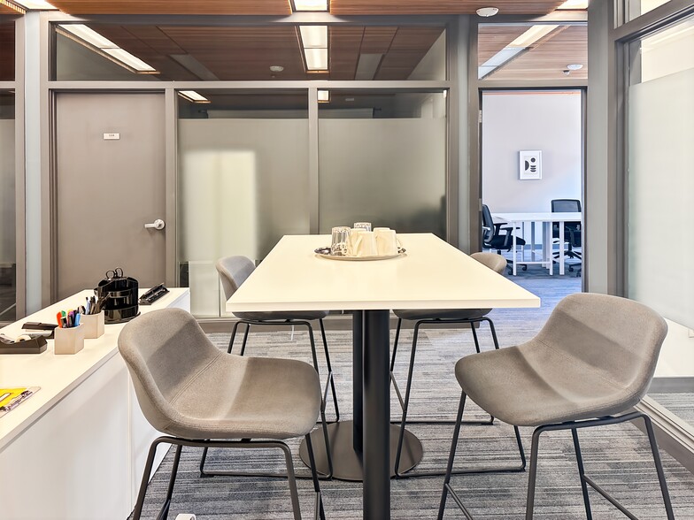 More Photos Of 2323 Grand Ave, Des Moines Coworking Space