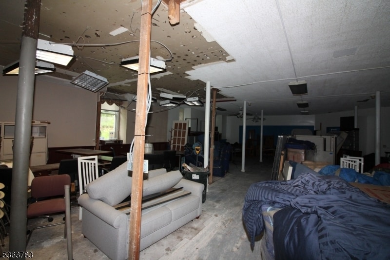 More Photos Of 16 Hampton Rd, Glen Gardner Flex For Sale