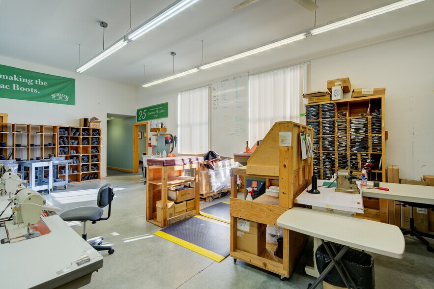 More Photos Of 6597 Falcon Ln, Bozeman Industrial For Sale