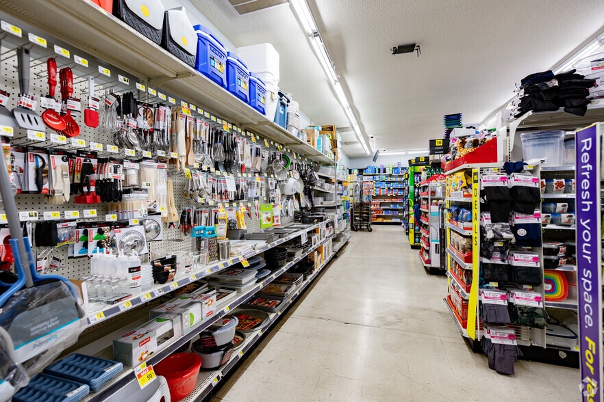 More Photos Of 505 S Commercial Dr, Abingdon Freestanding For Sale
