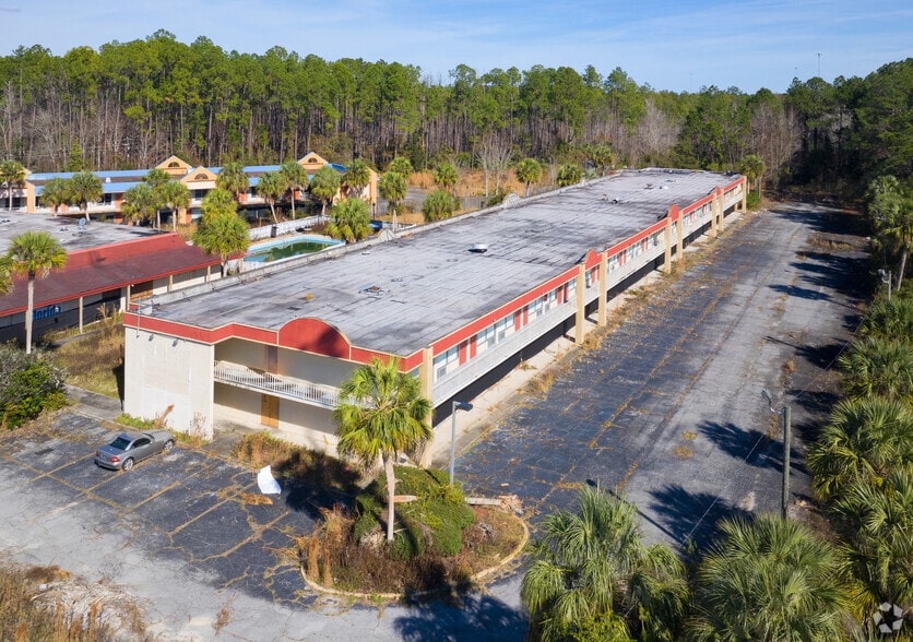 More Photos Of 852374 US Highway 17, Yulee Hotel For Sale