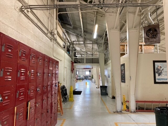 More Photos Of 8911 Aviation Blvd, Inglewood Warehouse For Lease