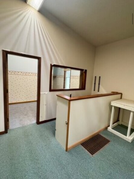 More Photos Of 115 S Pierce St, Crestline Religious Facility For Sale