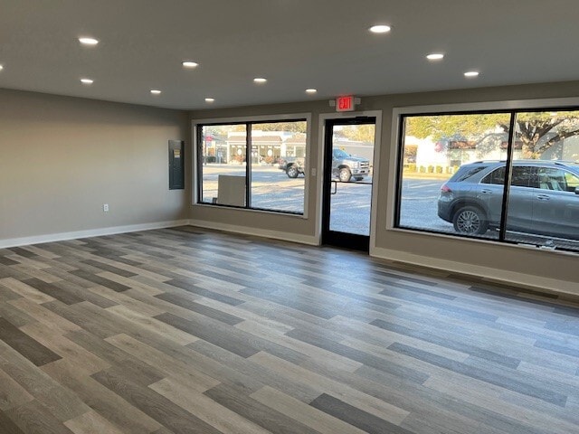 More Photos Of 139 N Main St, Summerville Storefront For Lease