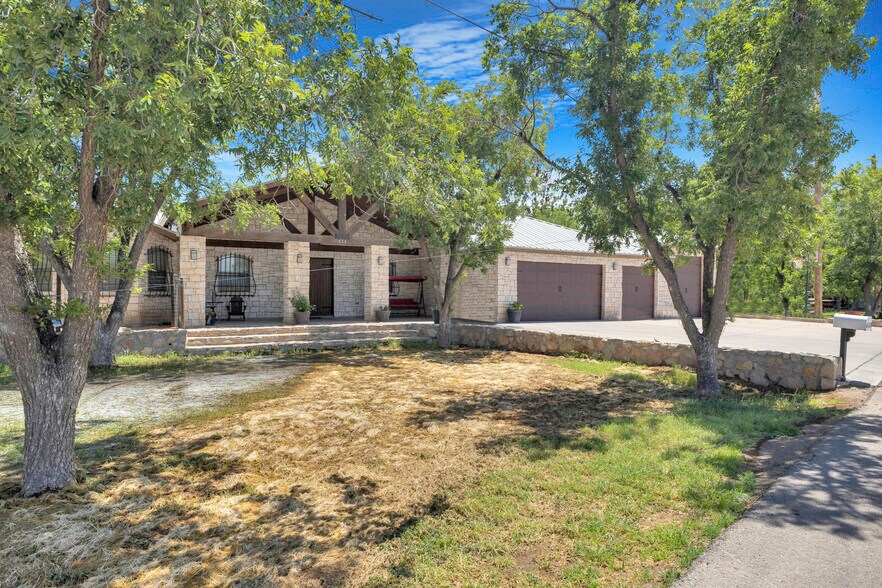 More Photos Of 636 Keagle Rd, Socorro Specialty For Sale