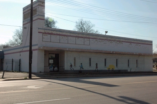 Primary Photo Of 657 Chelsea Ave, Memphis Storefront Retail Residential For Sale