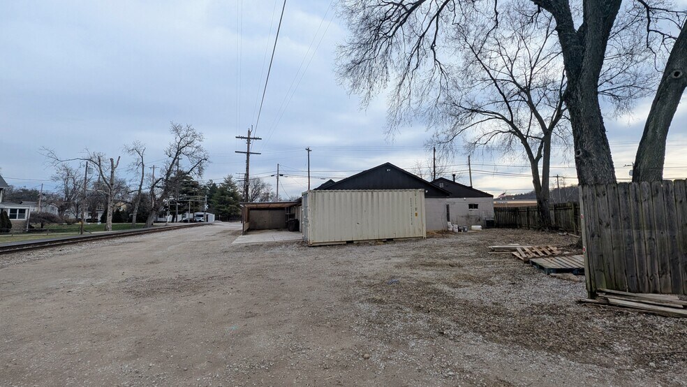 More Photos Of 3619 Church St, Newtown Warehouse For Lease