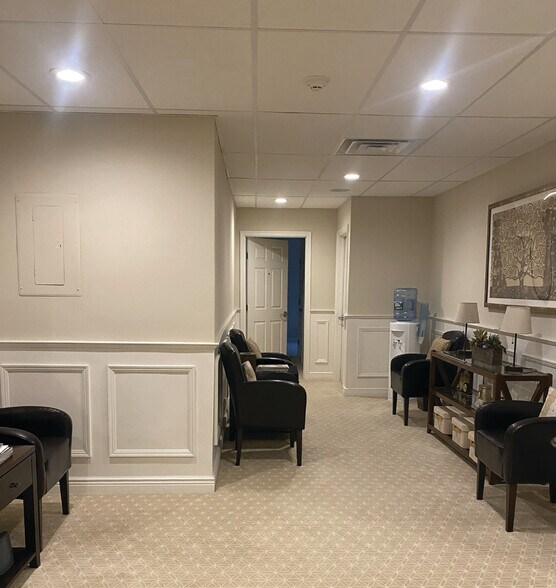 More Photos Of 256 Columbia Tpke, Florham Park Medical For Sale