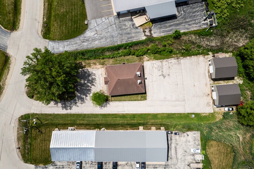 More Photos Of 2270 Salscheider Ct, Howard Warehouse For Sale