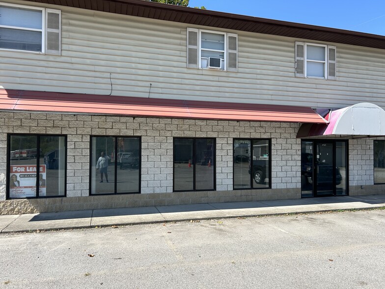 Primary Photo Of 1765 US 60, Hurricane Storefront Retail Residential For Lease