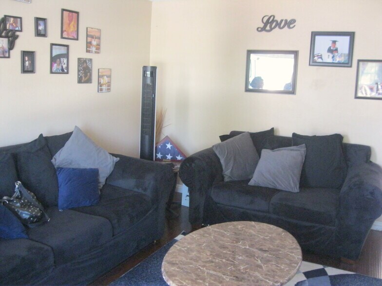 More Photos Of 173 W Cascade Dr, Rialto Manufactured Housing Mobile Home Park For Sale