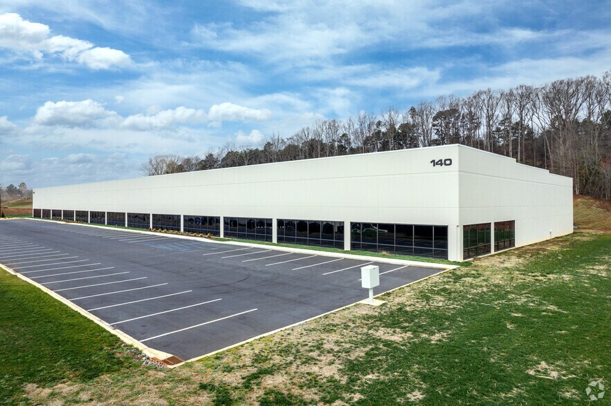 More Photos Of 140 Corporate Dr, Spartanburg Unknown For Lease