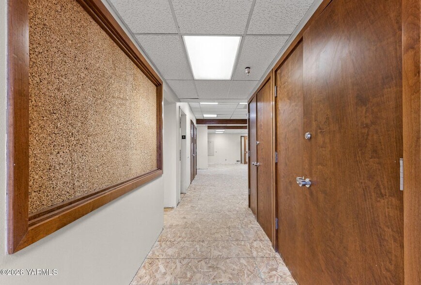 More Photos Of 303 S 12th Ave, Yakima Medical For Sale