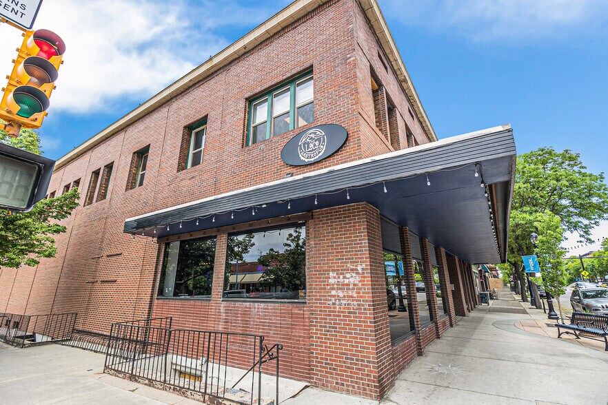 More Photos Of 380 Main St, Longmont Restaurant For Lease