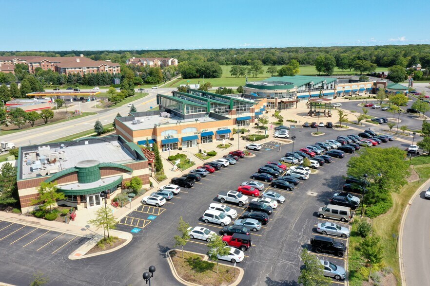 More Photos Of 215-295 Parkway Dr, Lincolnshire Unknown For Lease