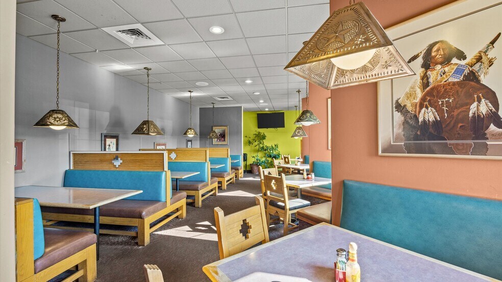 More Photos Of 3245 I-70 Business Loop, Clifton Restaurant For Sale