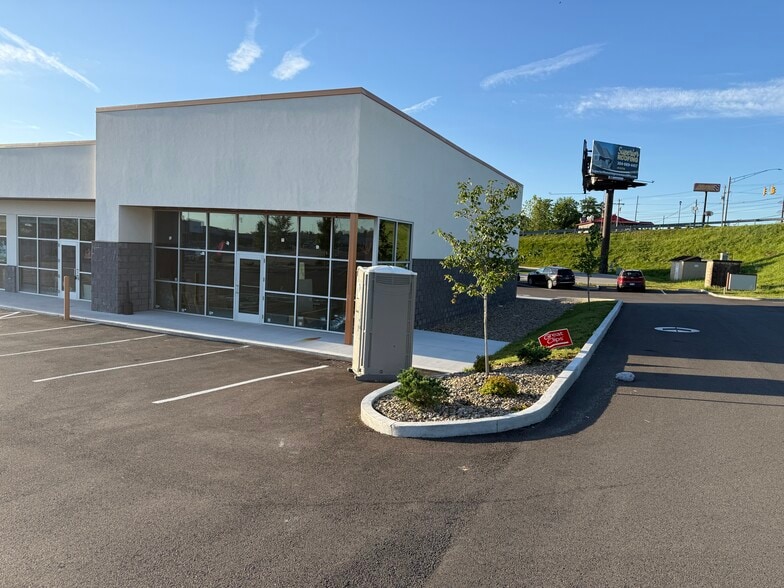 More Photos Of TBD Middletown Loop Rd, White Hall Storefront For Lease