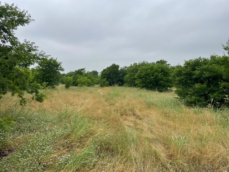 More Photos Of 139 CR 4713, Rhome Land For Sale