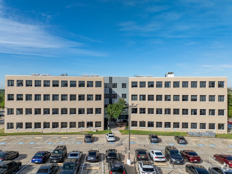 More Photos Of 8407 Wall St, Austin Office For Lease