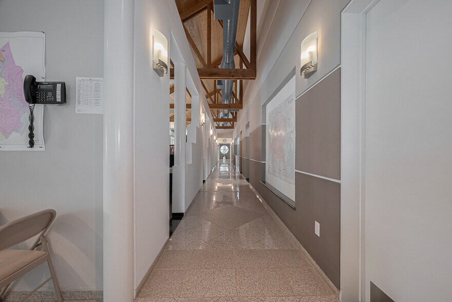 More Photos Of 19855 Greenwind Chase Dr, Houston Office For Sale