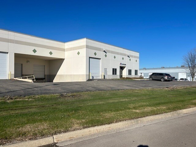 More Photos Of 1730 Wallace Ave, St Charles Warehouse For Lease