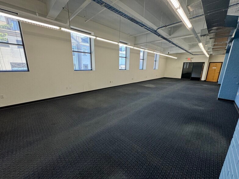 More Photos Of 2500 Jane St, Pittsburgh Office For Lease