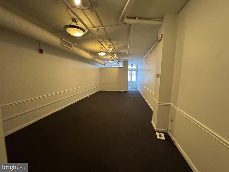 More Photos Of 220 Church St, Philadelphia Storefront Retail Office For Lease