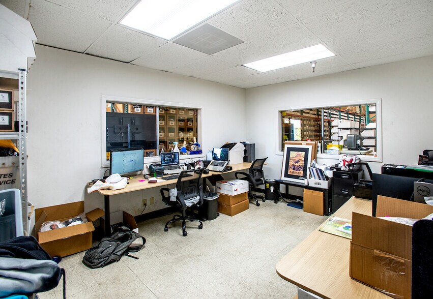 More Photos Of 1771-1837 E 46th St, Los Angeles Warehouse For Lease