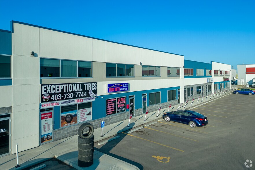 More Photos Of 10985 38th St NE, Calgary Warehouse For Sale