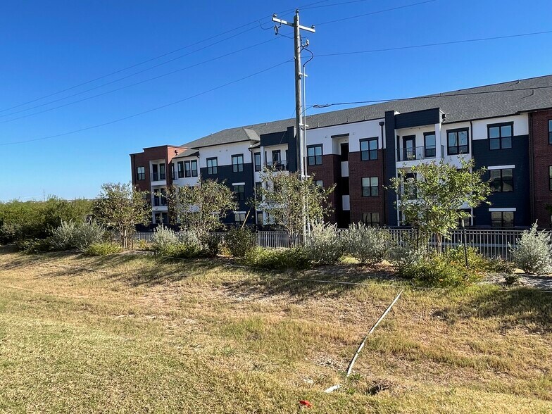 More Photos Of 2951 FM 1460, Georgetown Office For Sale