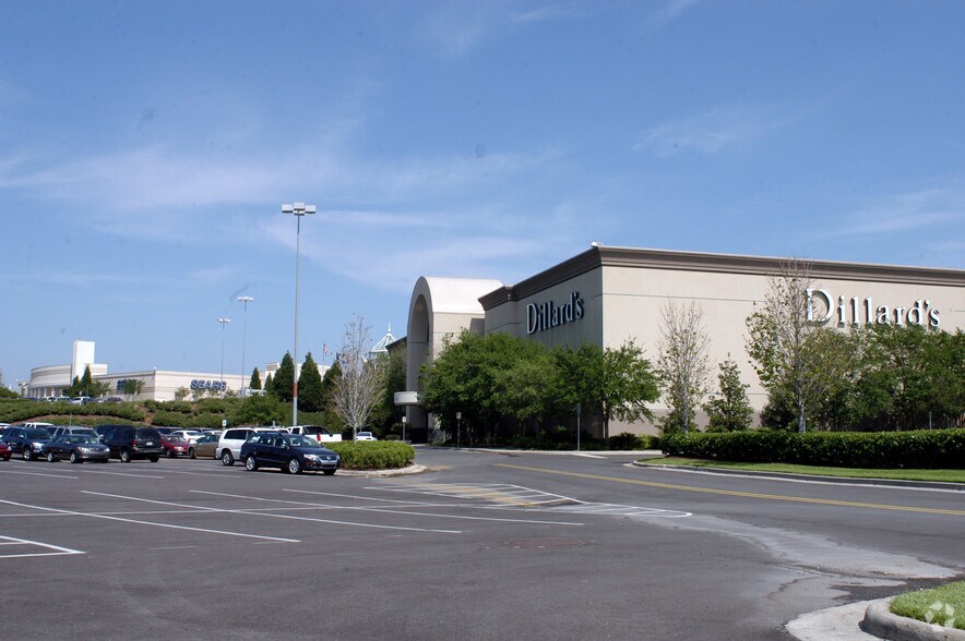 More Photos Of 6401 Bluebonnet Blvd, Baton Rouge General Retail For Lease