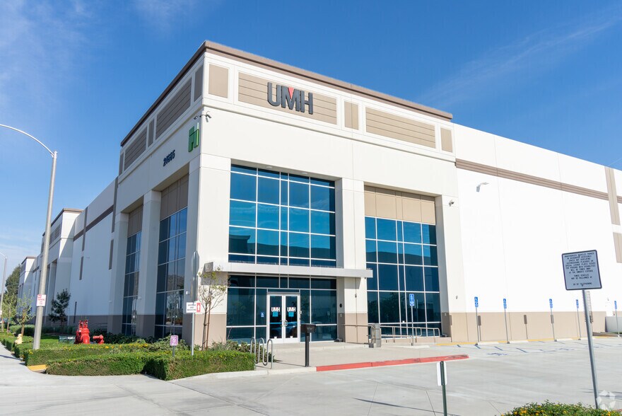 Primary Photo Of 24665 Nandina Ave, Moreno Valley Distribution For Lease