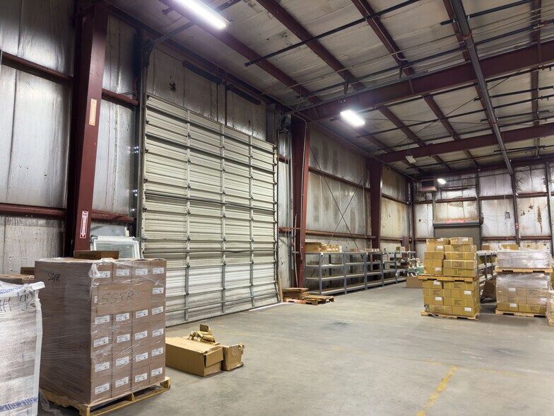 More Photos Of 754 E Hightower Trl, Social Circle Warehouse For Lease