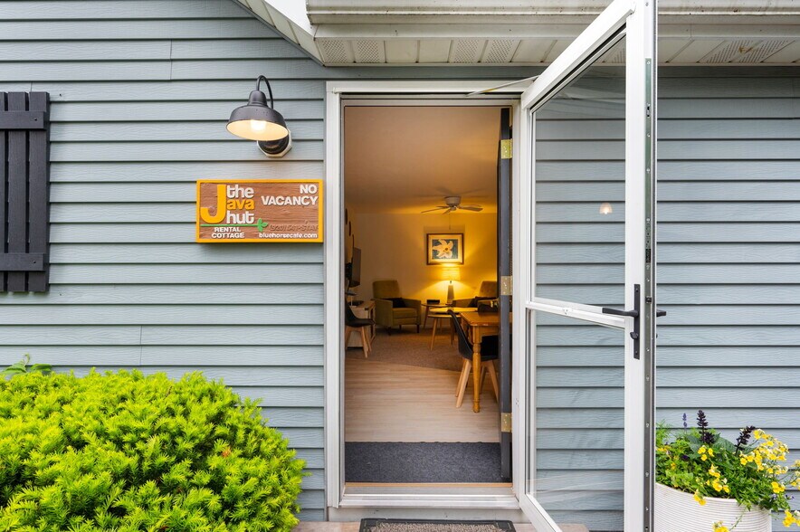 More Photos Of 4113 Main St, Fish Creek Storefront Retail Residential For Sale