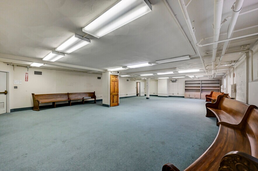 More Photos Of 301 Delaware Ave, Olyphant Office For Sale