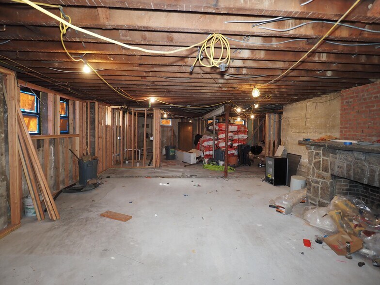 More Photos Of 78 Hart Blvd, Staten Island Rehabilitation Center For Lease