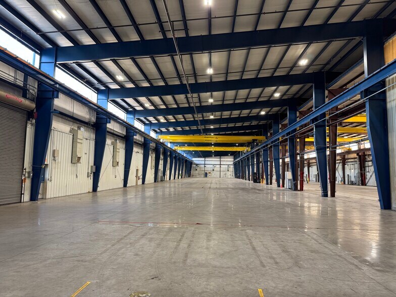 More Photos Of 1121 Buschong St, Houston Warehouse For Lease