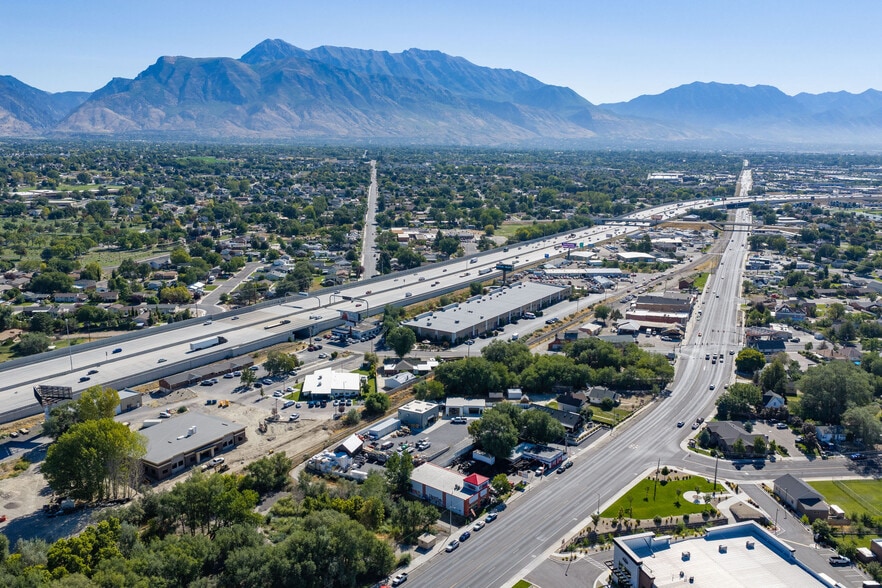 More Photos Of 877 N 100 E, Lehi Office For Sale