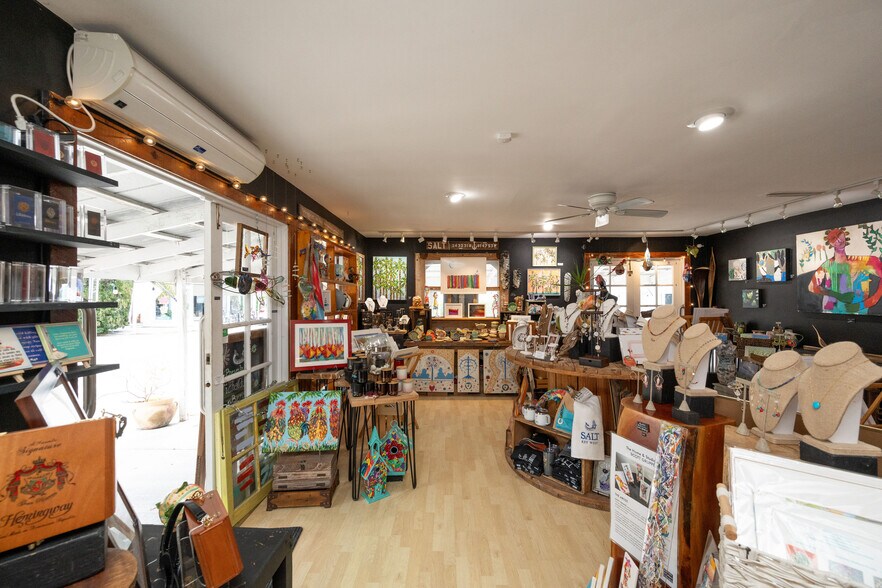 More Photos Of 830 Fleming St, Key West General Retail For Lease