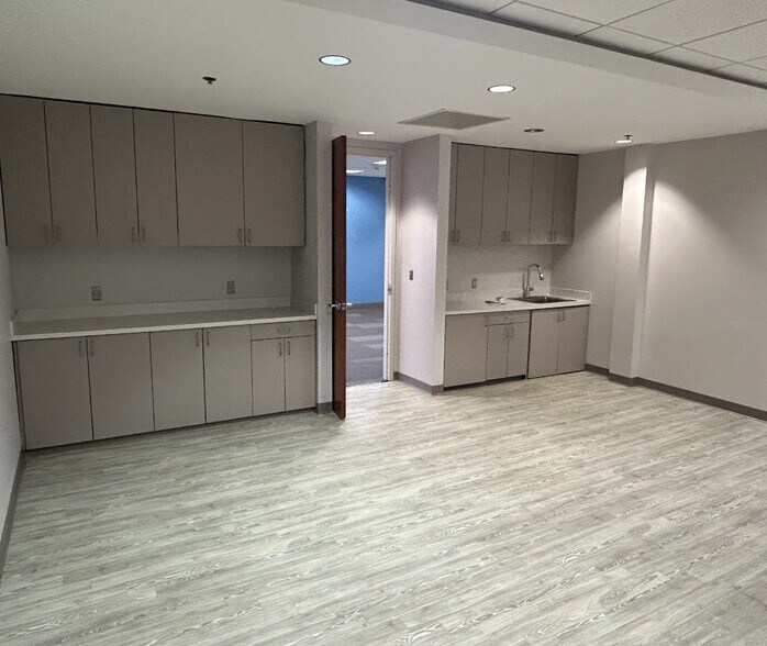 More Photos Of 101 Edgewater Dr, Wakefield Office For Lease