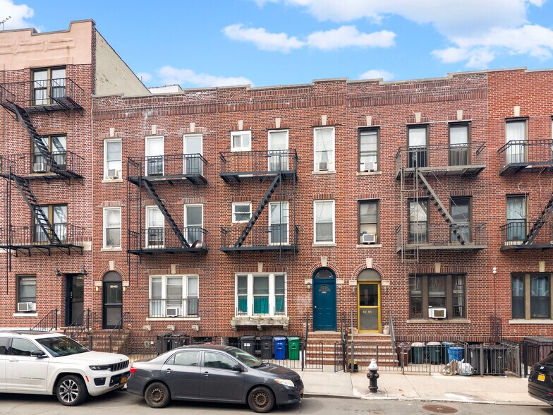 Primary Photo Of 3334 29th St, Astoria Apartments For Sale