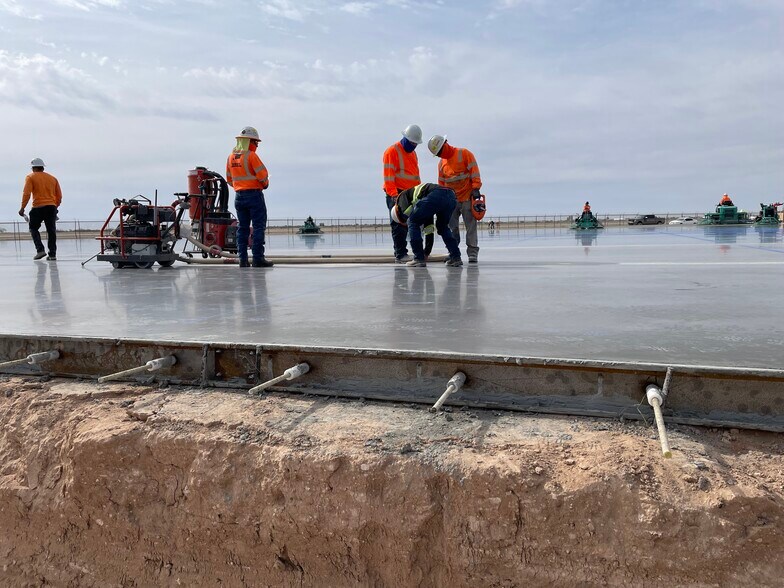 More Photos Of 60 Walter Jones Blvd, El Paso Warehouse For Lease