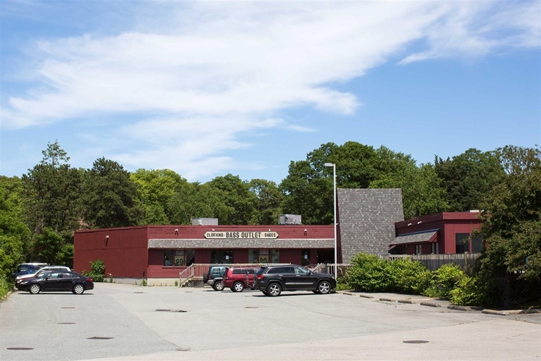 Primary Photo Of 316 Main St, West Yarmouth Unknown For Lease