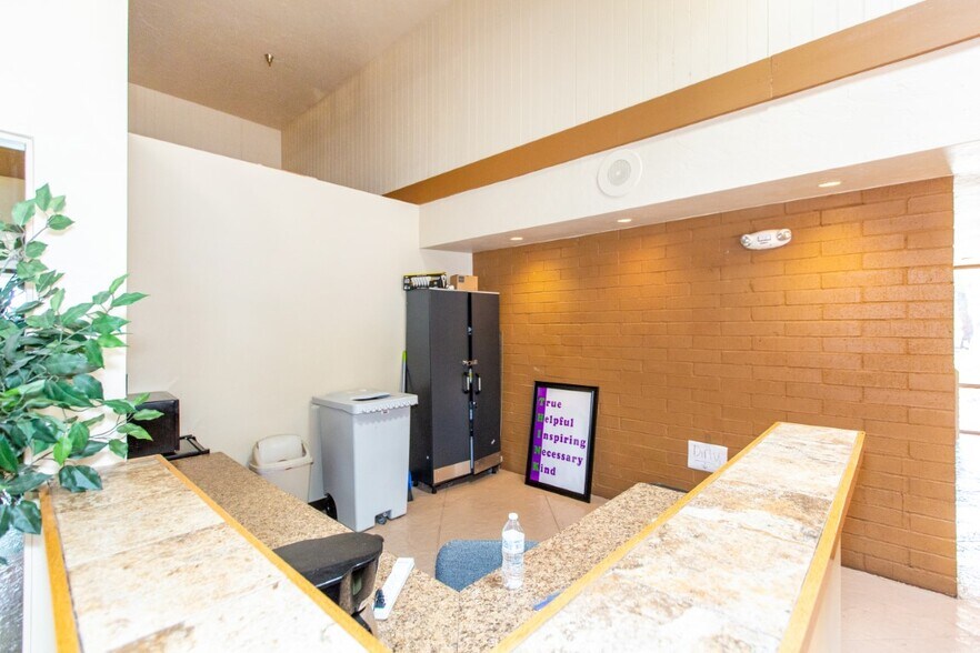 More Photos Of 195 Plaza Dr, Prescott Medical For Sale