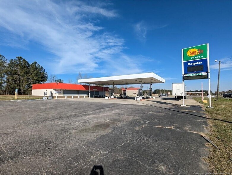 More Photos Of 526 Aberdeen Rd, Raeford Service Station For Sale