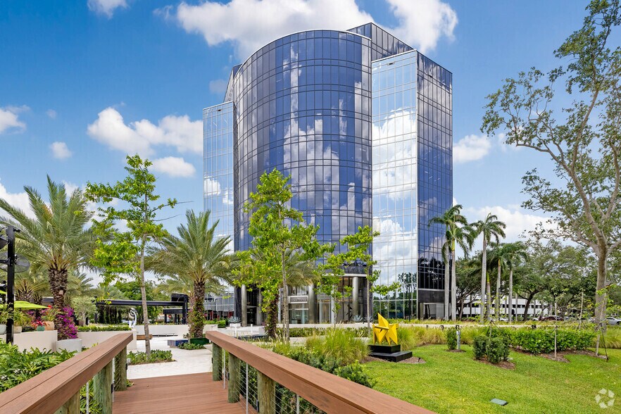 More Photos Of 5355 Town Center Rd, Boca Raton Office For Lease