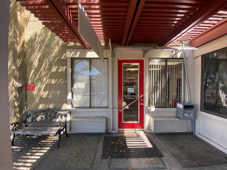 More Photos Of 170 Ford Way, Novato Warehouse For Lease