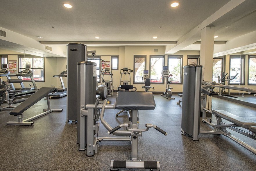 More Photos Of 700 S Myrtle Ave, Monrovia Apartments For Lease